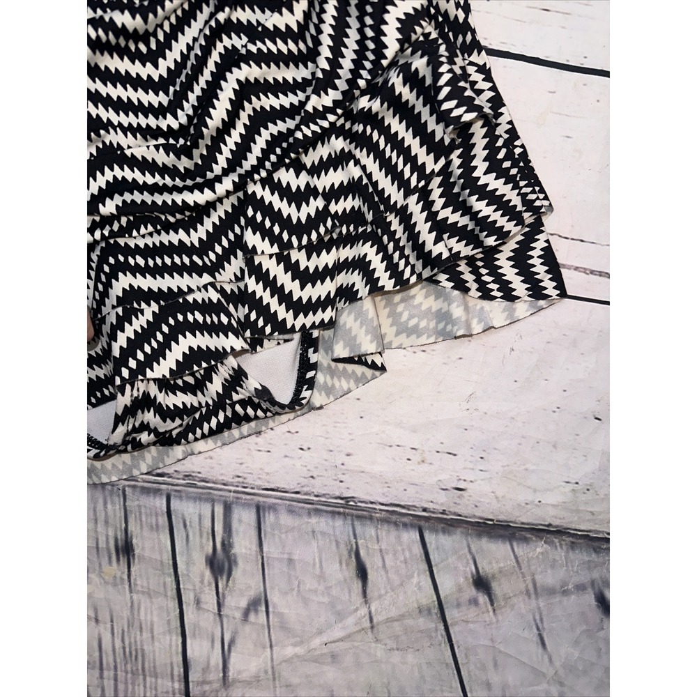 Apt. 9 Womens Black White Chevron Zig Zag Ruched Swimdress Halter Swimsuit L - Picture 3 of 9